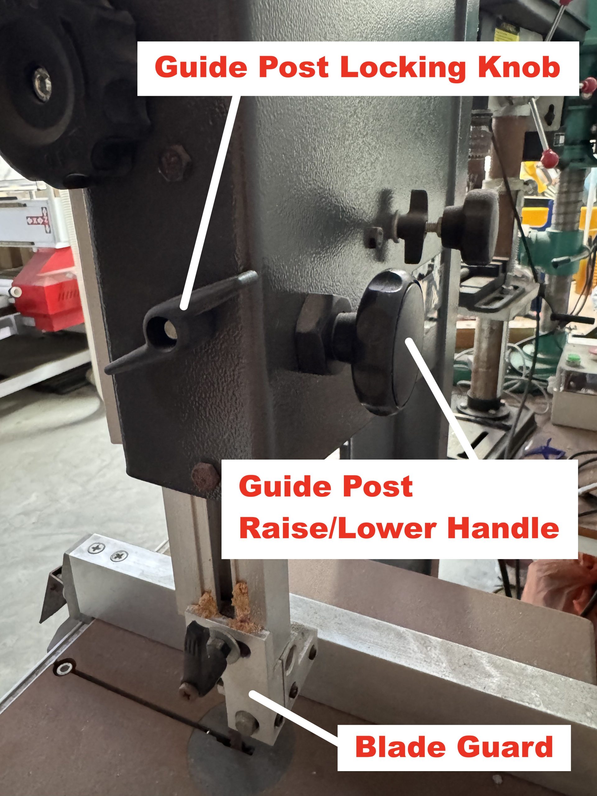 How to adjust the blade guard of a Woodfast BAS250 band saw - Full